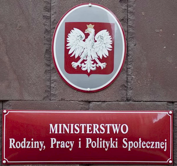 Ministerstwo Rodziny, Pracy i Polityki Społecznej odpowiada RPO ws. zamieszkiwania w ROD